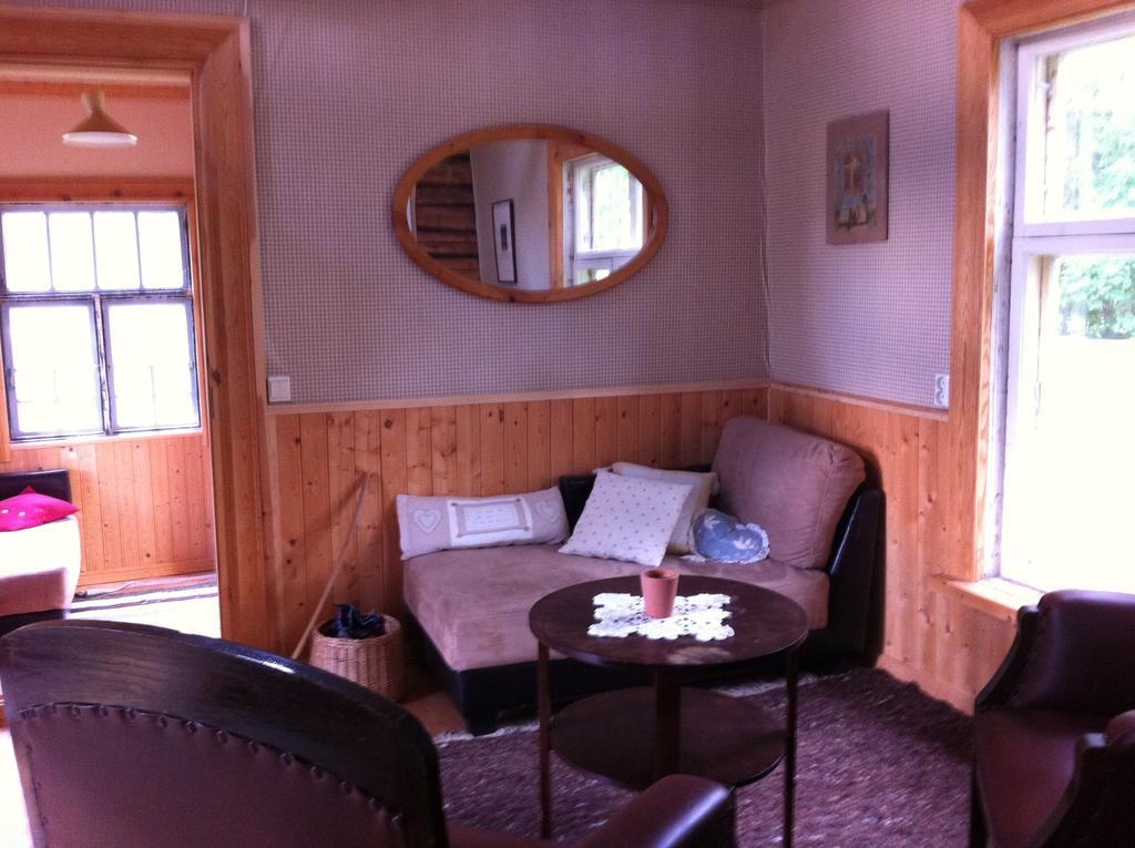 Brinkin Wanha Pappila Hotel Kokkola  Szoba fotó